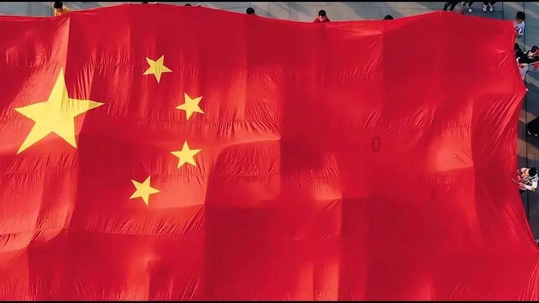 裘臻狐腋读音？