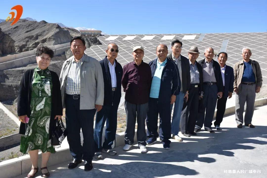 跟我妈说话她老是不认真听，没错说完事情跟没说一样，我说完一个事后，他就会问：啥？你说的啥？游戏画面