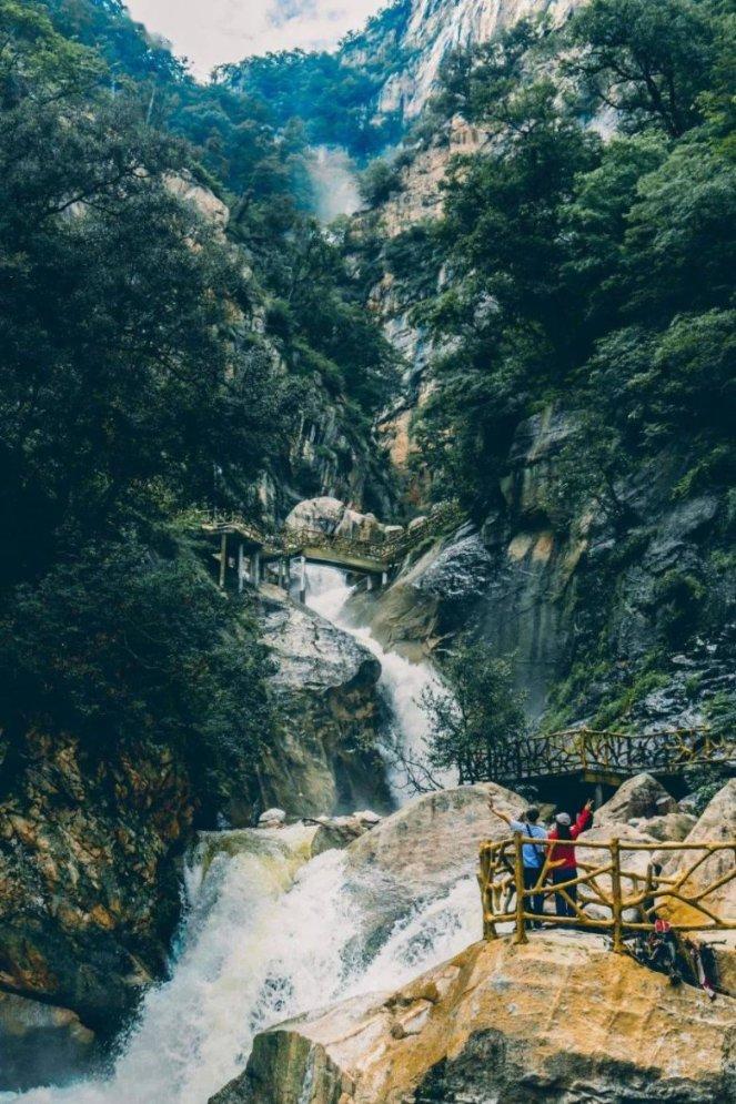 讷河来了一个防弧打法的球友,防弧套胶真的能防住弧圈球吗?